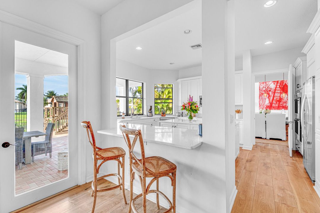 В аренду: $16,000 (6 спален, 4 ванн, 4683 Квадратных фут)