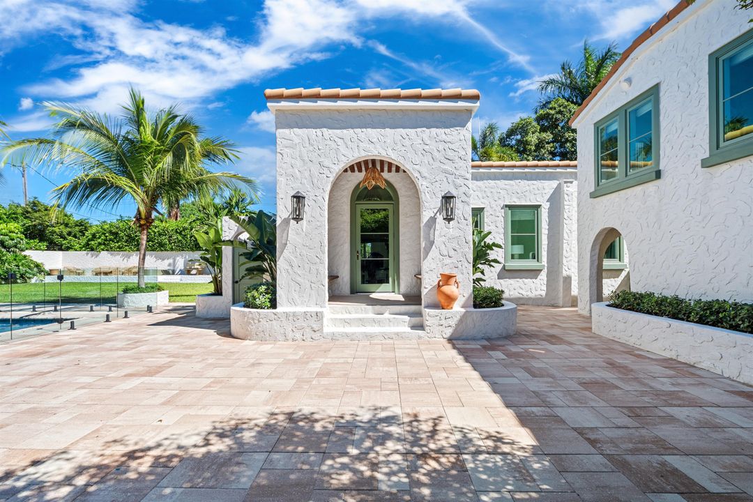 En Venta: $3,495,000 (3 camas, 3 baños, 2499 Pies cuadrados)