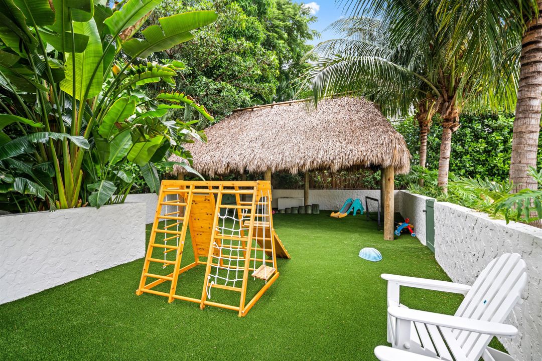 En Venta: $3,495,000 (3 camas, 3 baños, 2499 Pies cuadrados)