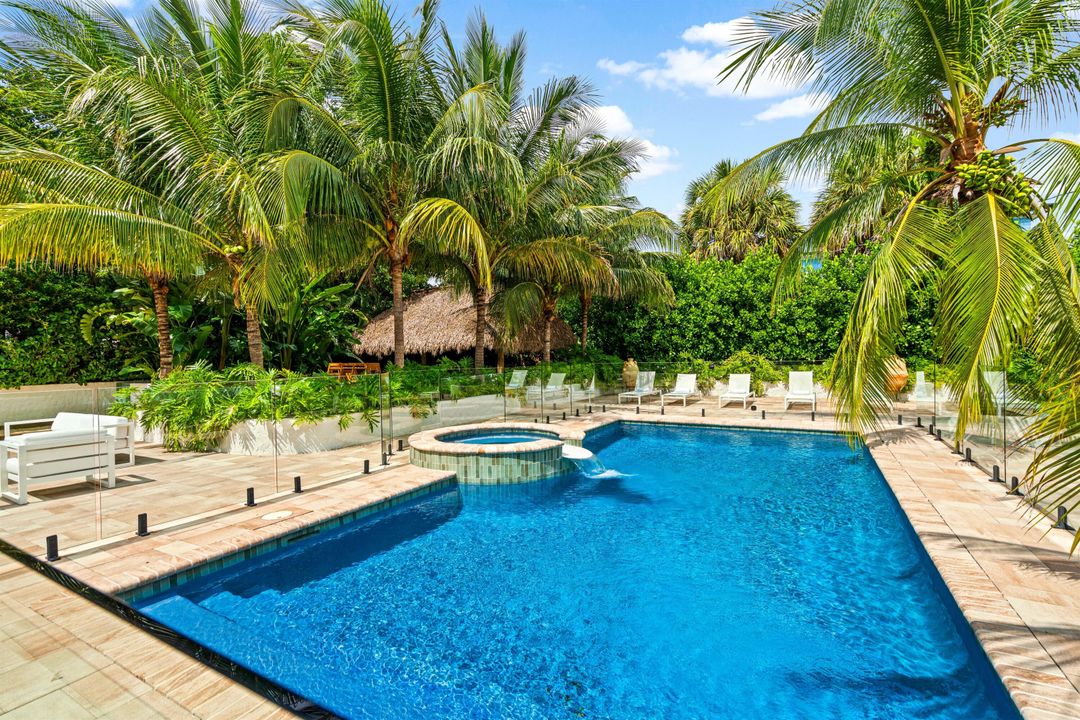 En Venta: $3,495,000 (3 camas, 3 baños, 2499 Pies cuadrados)