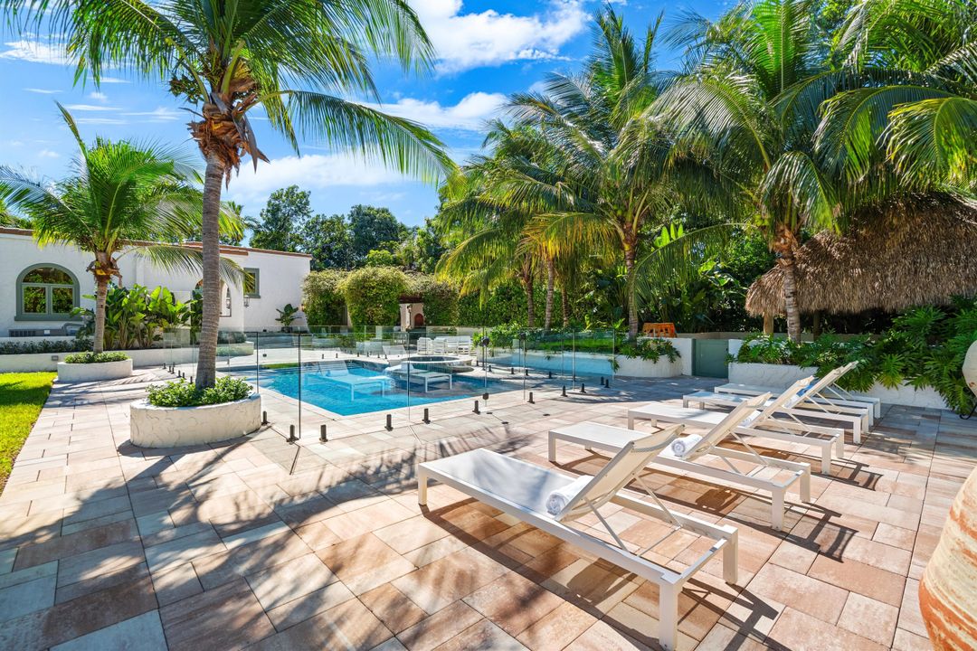 En Venta: $3,495,000 (3 camas, 3 baños, 2499 Pies cuadrados)