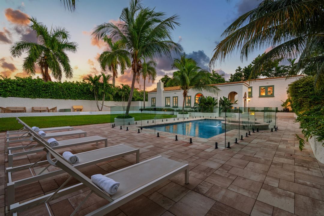 En Venta: $3,495,000 (3 camas, 3 baños, 2499 Pies cuadrados)