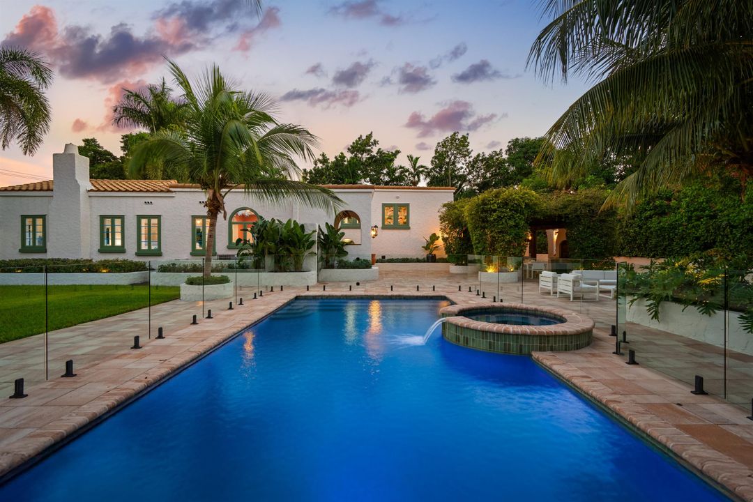 En Venta: $3,495,000 (3 camas, 3 baños, 2499 Pies cuadrados)