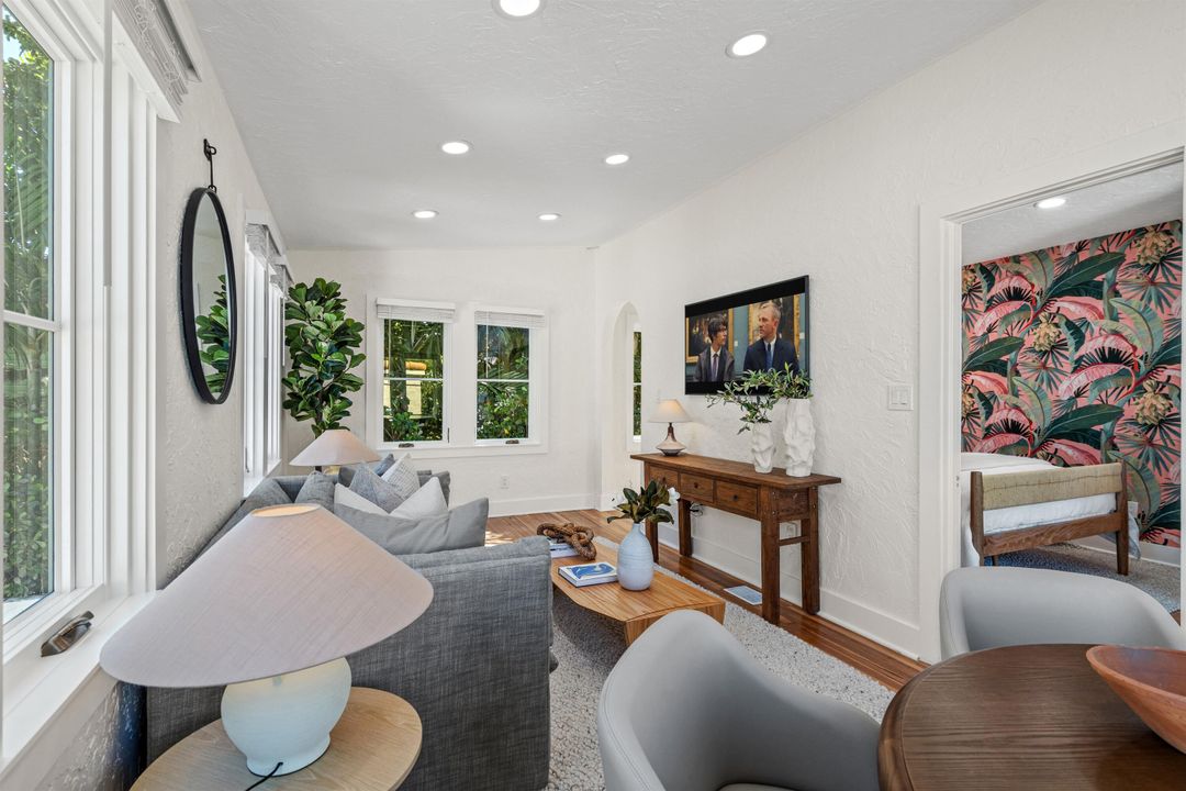 En Venta: $3,495,000 (3 camas, 3 baños, 2499 Pies cuadrados)