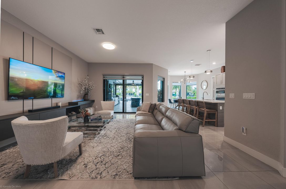 En Venta: $1,549,000 (5 camas, 3 baños, 3784 Pies cuadrados)