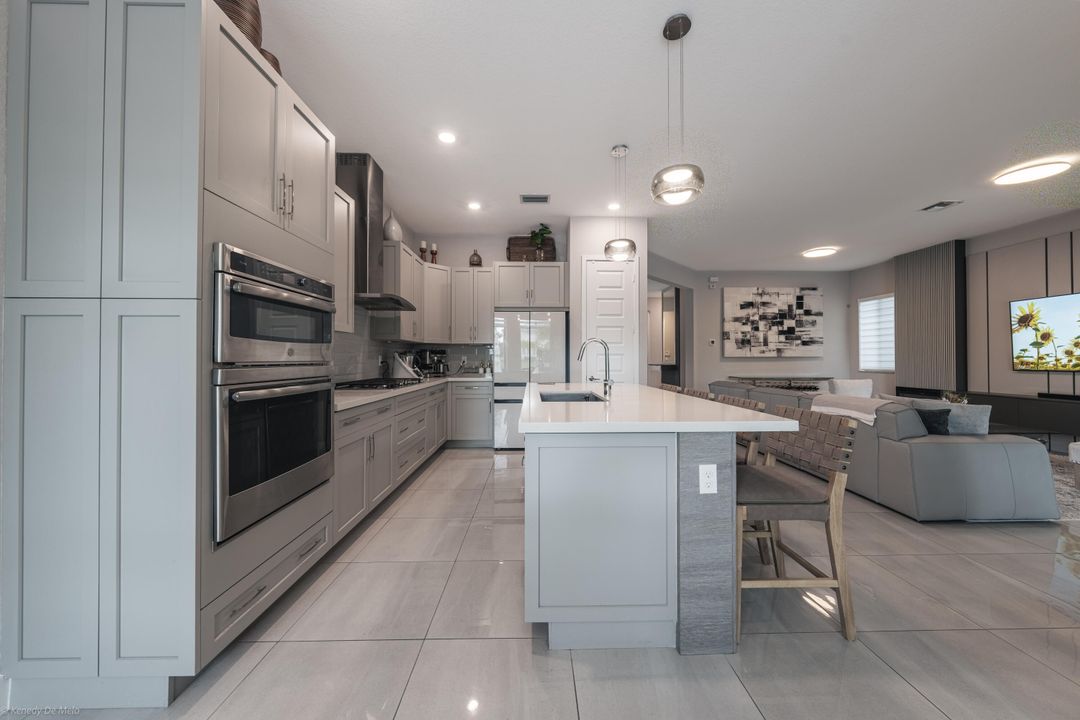 En Venta: $1,549,000 (5 camas, 3 baños, 3784 Pies cuadrados)