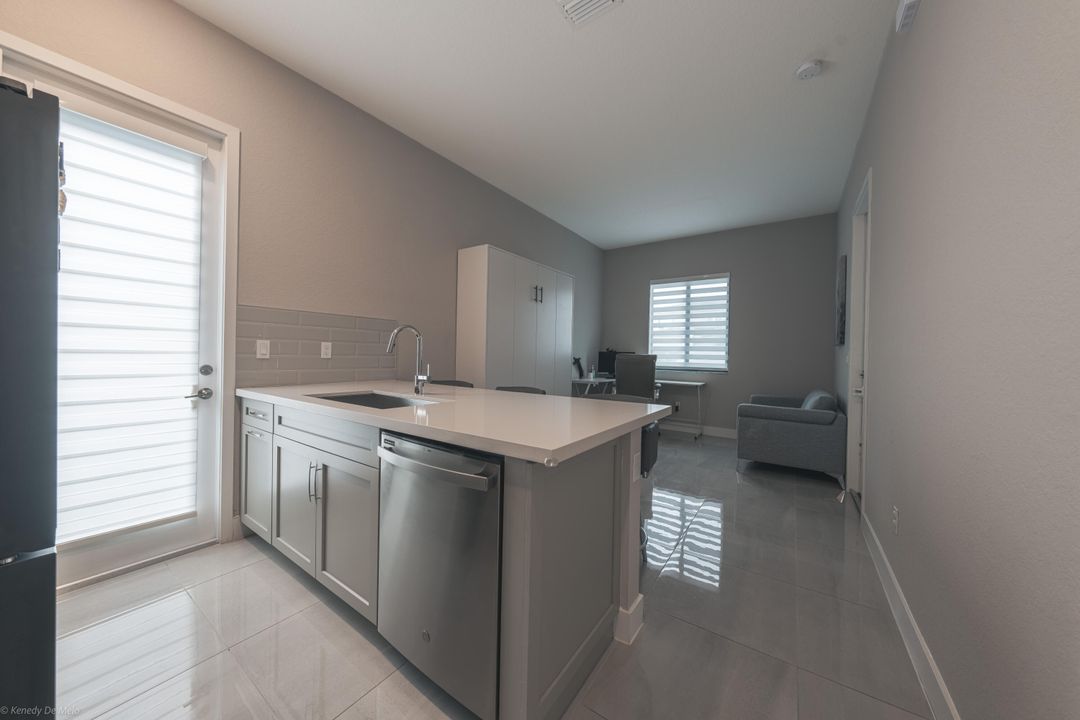 En Venta: $1,549,000 (5 camas, 3 baños, 3784 Pies cuadrados)