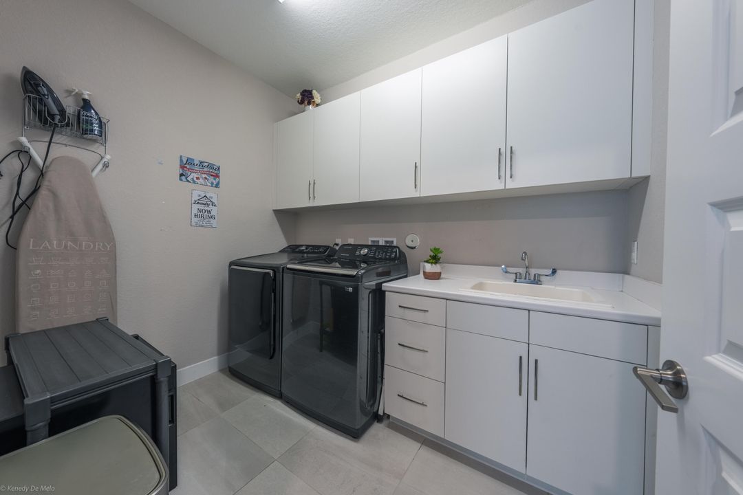 En Venta: $1,549,000 (5 camas, 3 baños, 3784 Pies cuadrados)