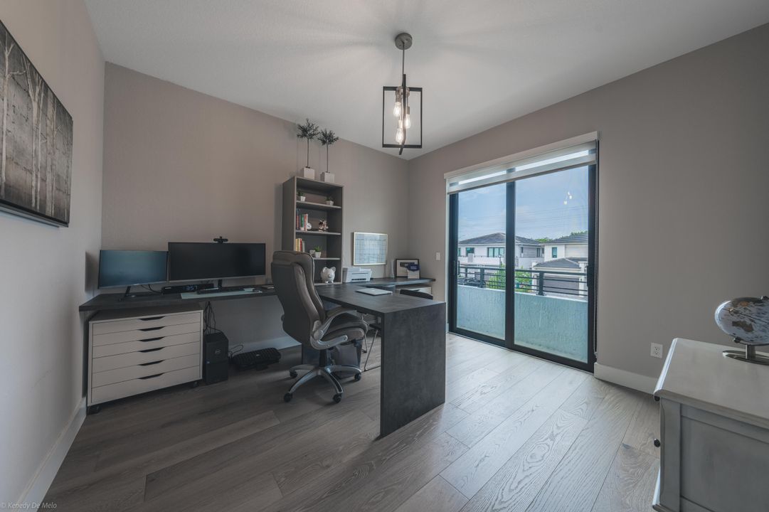 En Venta: $1,549,000 (5 camas, 3 baños, 3784 Pies cuadrados)