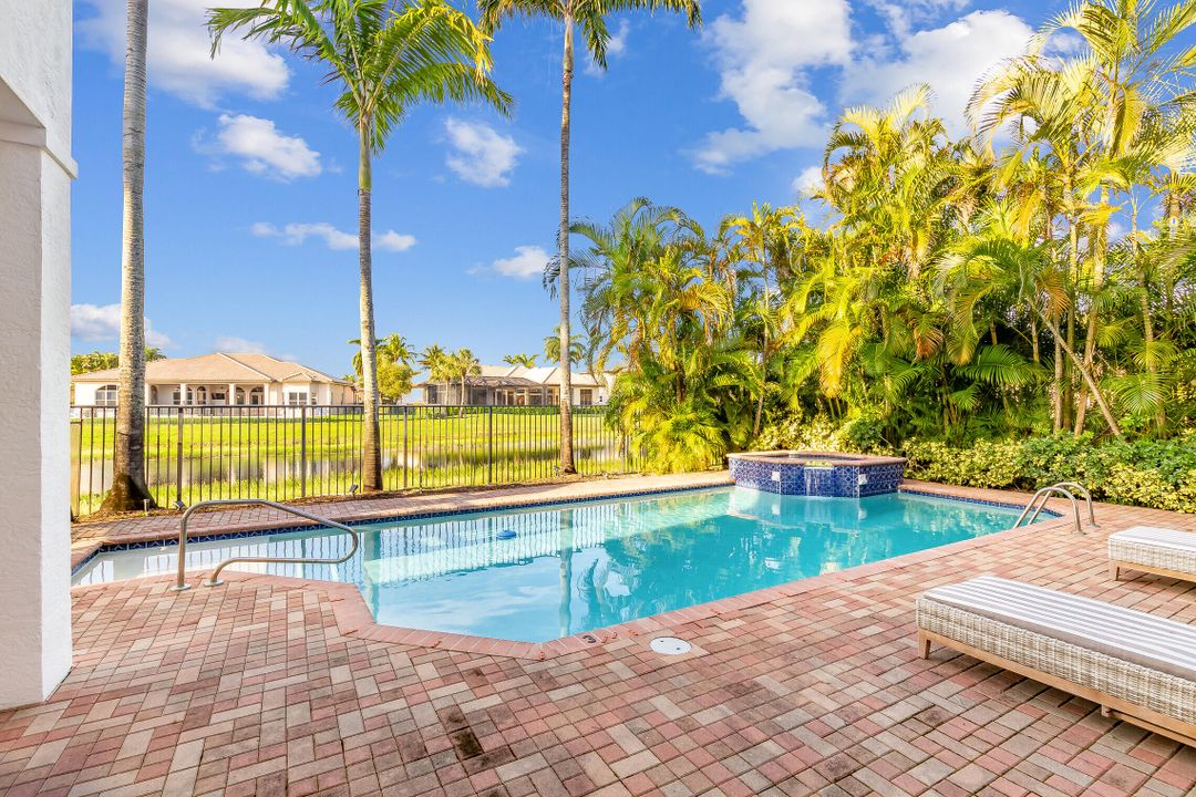 В аренду: $16,000 (6 спален, 4 ванн, 4683 Квадратных фут)