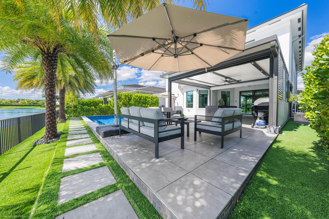 En Venta: $1,549,000 (5 camas, 3 baños, 3784 Pies cuadrados)