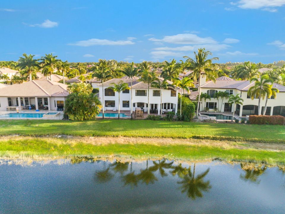 В аренду: $16,000 (6 спален, 4 ванн, 4683 Квадратных фут)