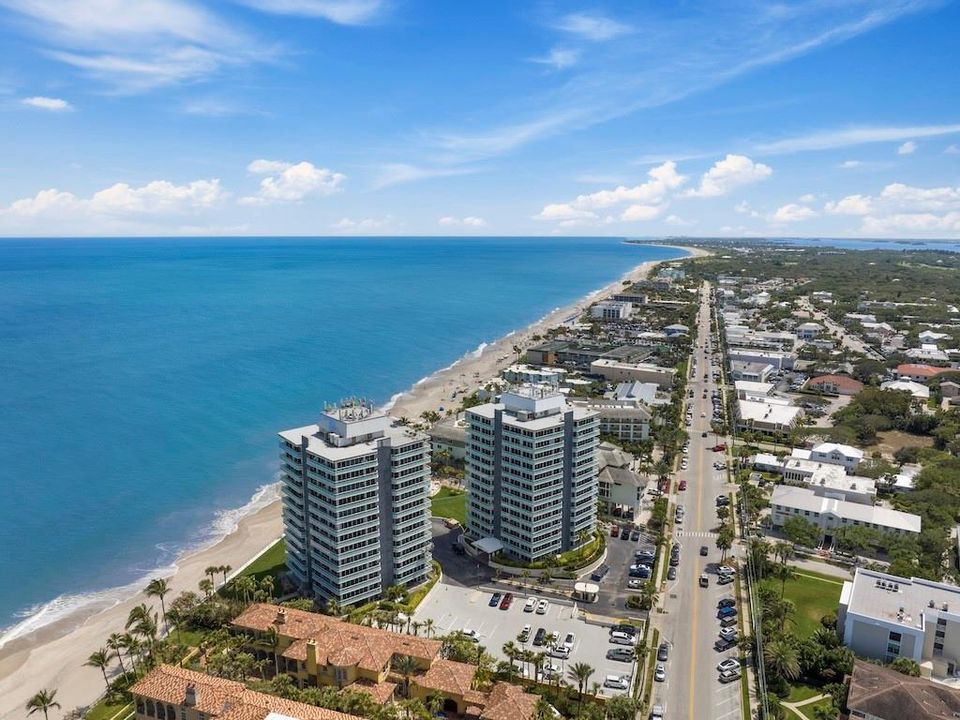 For Sale: $1,000,000 (3 beds, 2 baths, 1933 Square Feet)