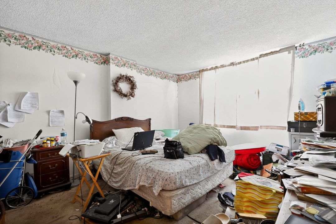 Activo con contrato: $100,000 (2 camas, 2 baños, 975 Pies cuadrados)