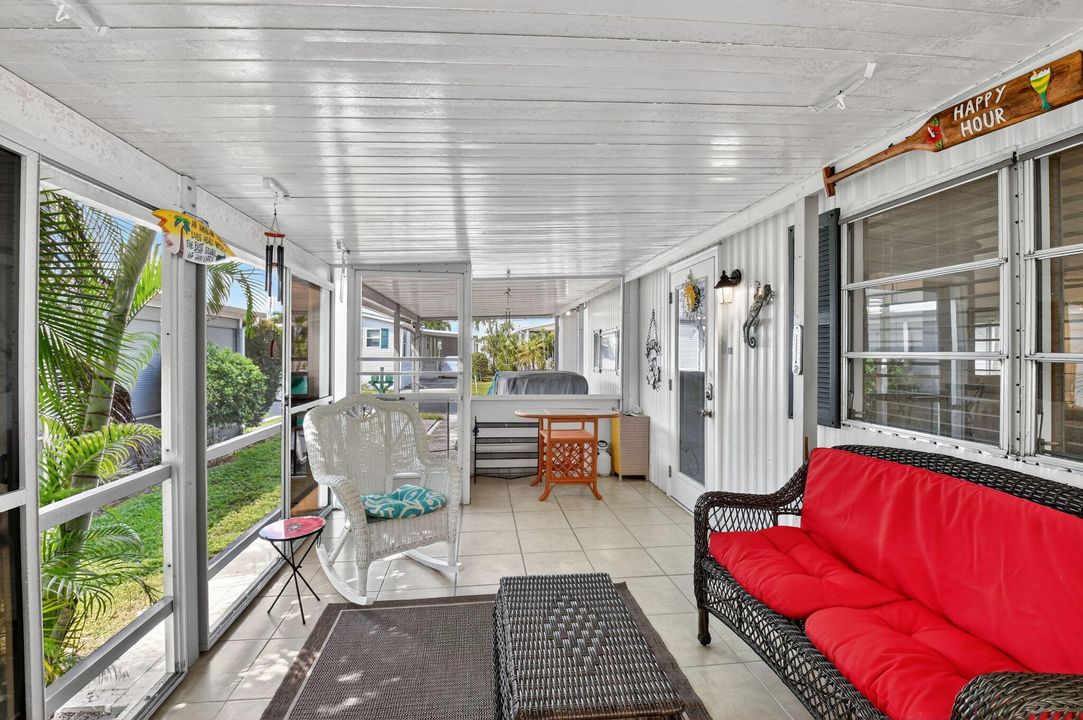 待售: $165,000 (2 贝兹, 2 浴室, 1344 平方英尺)