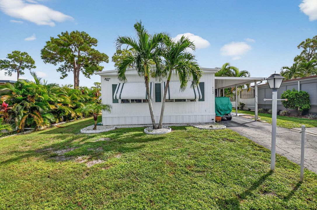 待售: $165,000 (2 贝兹, 2 浴室, 1344 平方英尺)