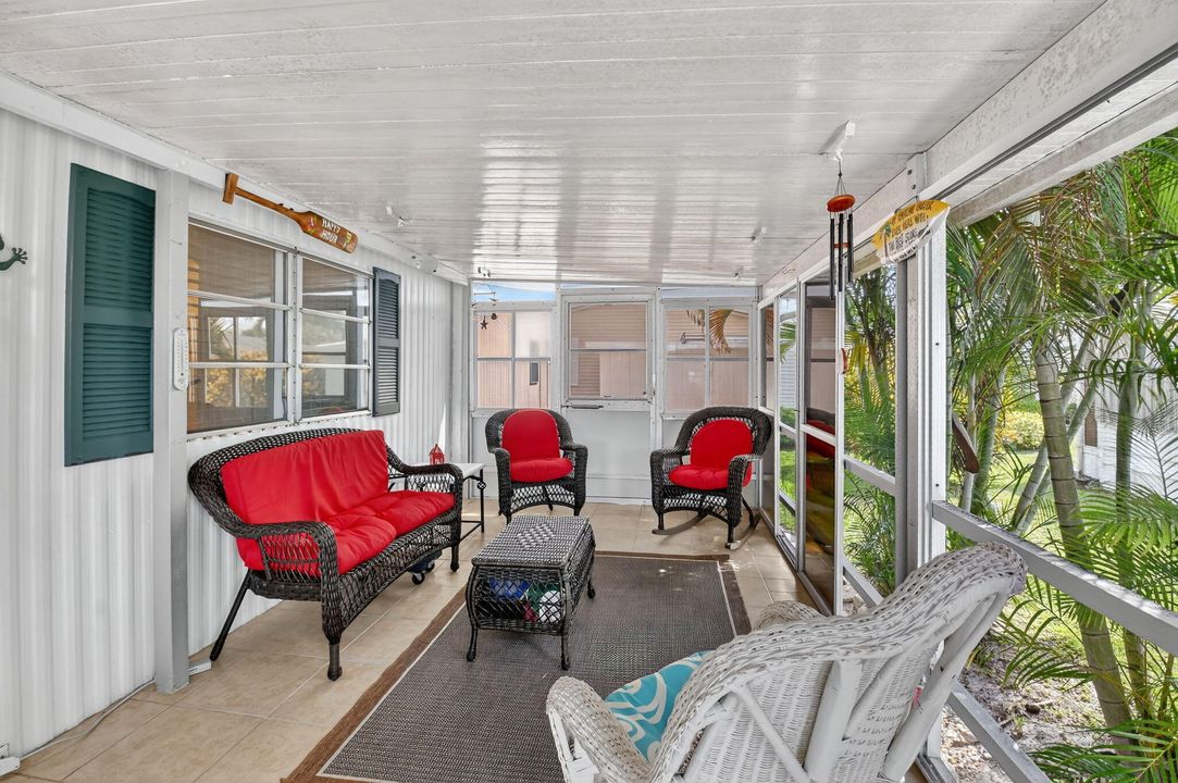 待售: $165,000 (2 贝兹, 2 浴室, 1344 平方英尺)