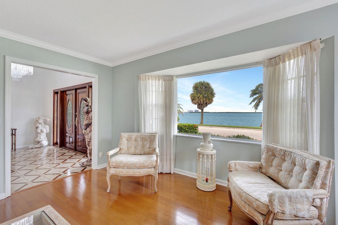 For Sale: $3,870,000 (4 beds, 3 baths, 3662 Square Feet)