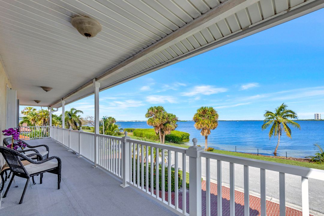 For Sale: $3,870,000 (4 beds, 3 baths, 3662 Square Feet)