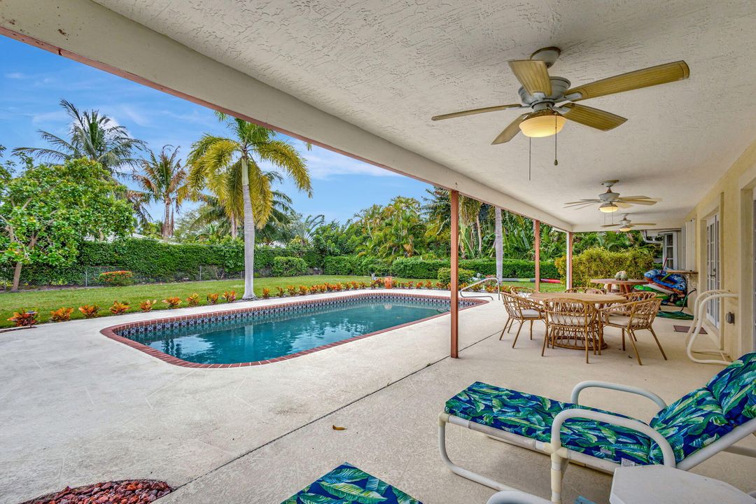 For Sale: $3,870,000 (4 beds, 3 baths, 3662 Square Feet)