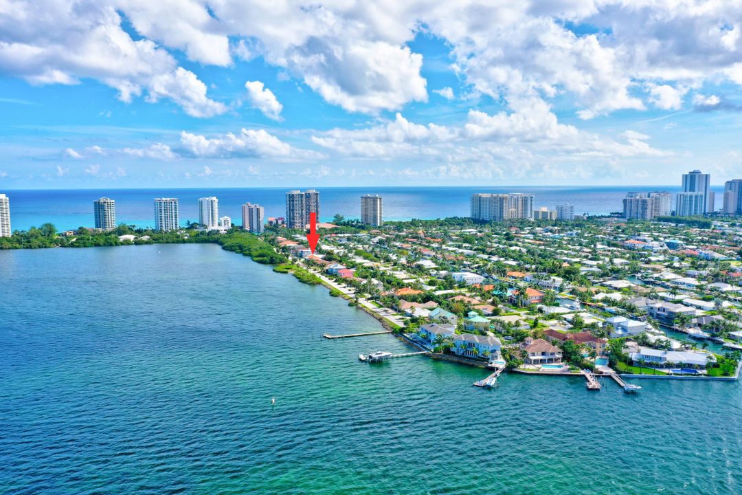 For Sale: $3,870,000 (4 beds, 3 baths, 3662 Square Feet)