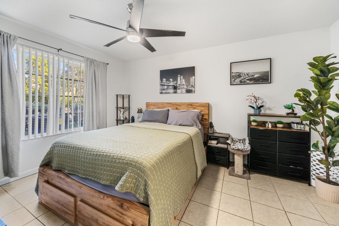 For Sale: $185,000 (1 beds, 1 baths, 760 Square Feet)