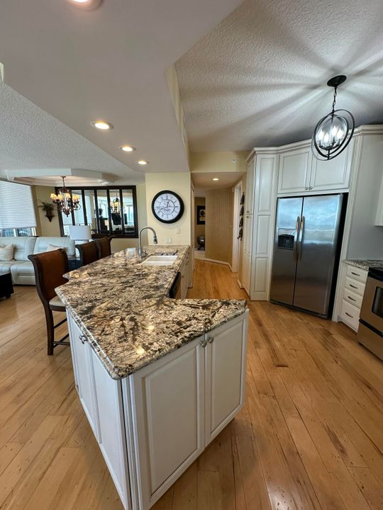 En Renta: $3,750 (3 camas, 2 baños, 2235 Pies cuadrados)