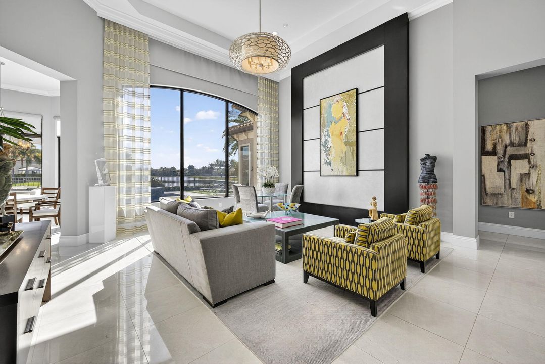 На продажу: $2,995,000 (4 спален, 5 ванн, 4638 Квадратных фут)