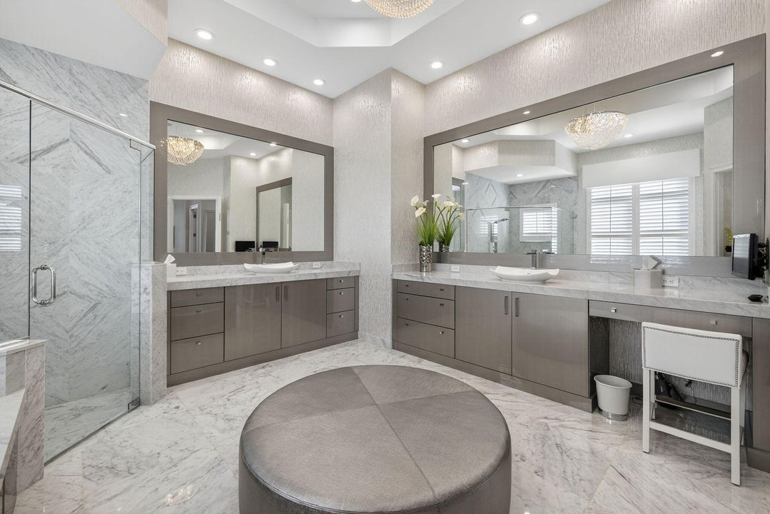 На продажу: $2,995,000 (4 спален, 5 ванн, 4638 Квадратных фут)