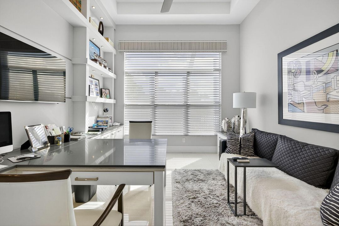 На продажу: $2,995,000 (4 спален, 5 ванн, 4638 Квадратных фут)