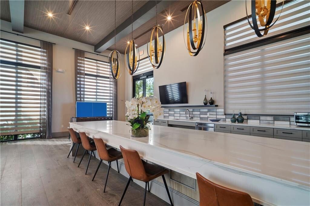 En Venta: $1,549,000 (5 camas, 3 baños, 3784 Pies cuadrados)