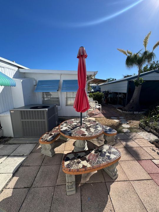 На продажу: $110,000 (2 спален, 2 ванн, 1150 Квадратных фут)