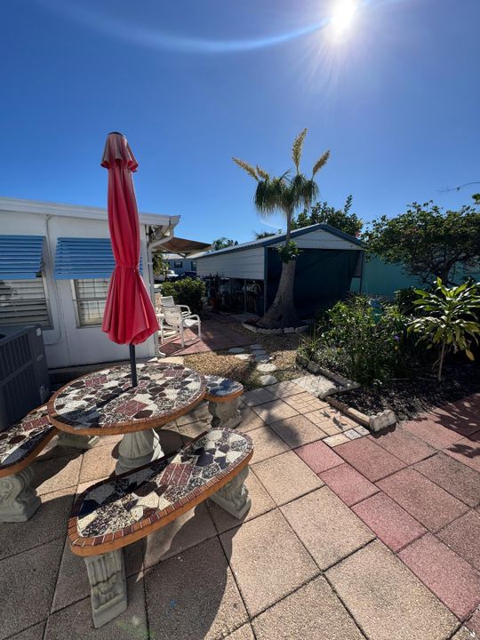 На продажу: $110,000 (2 спален, 2 ванн, 1150 Квадратных фут)