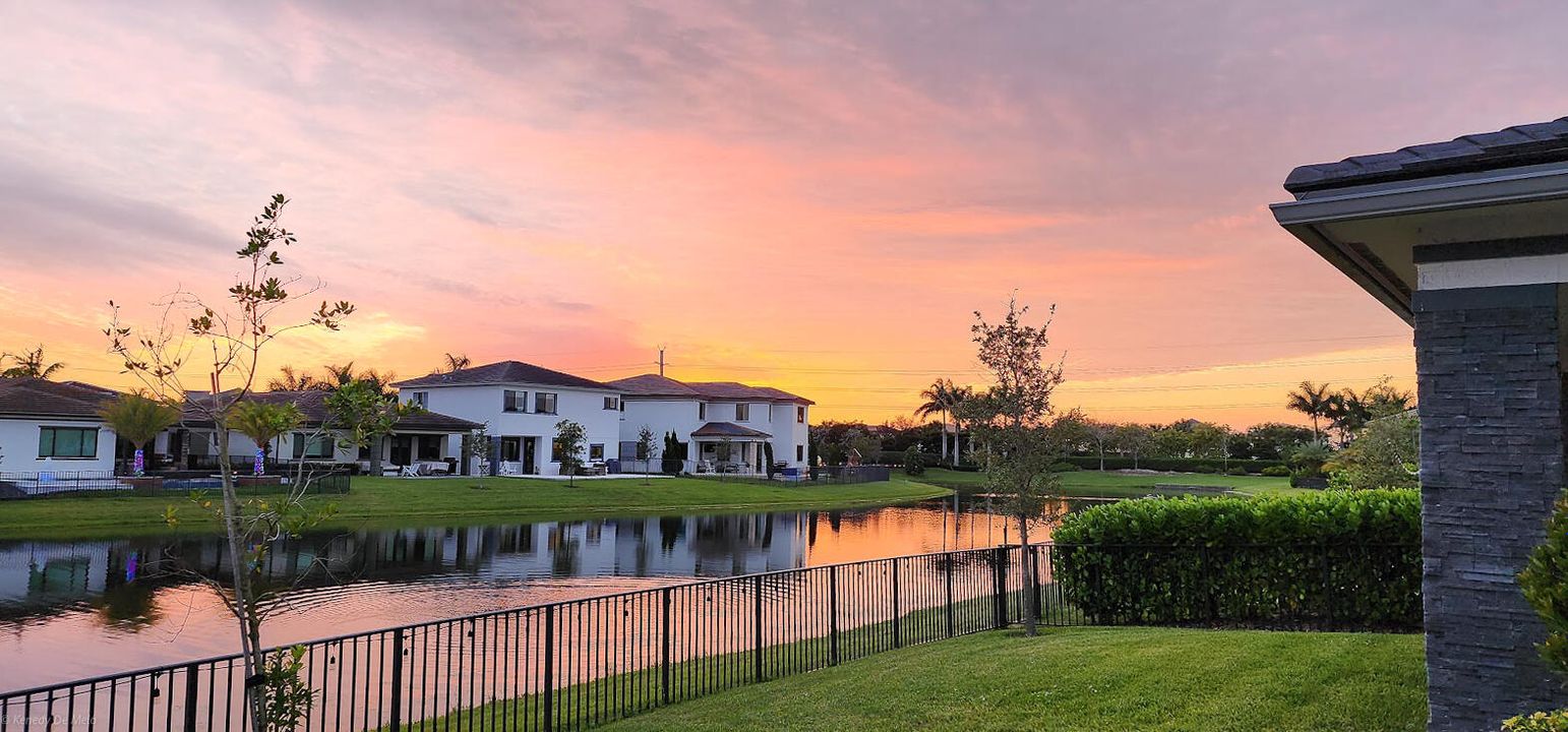 En Venta: $1,549,000 (5 camas, 3 baños, 3784 Pies cuadrados)