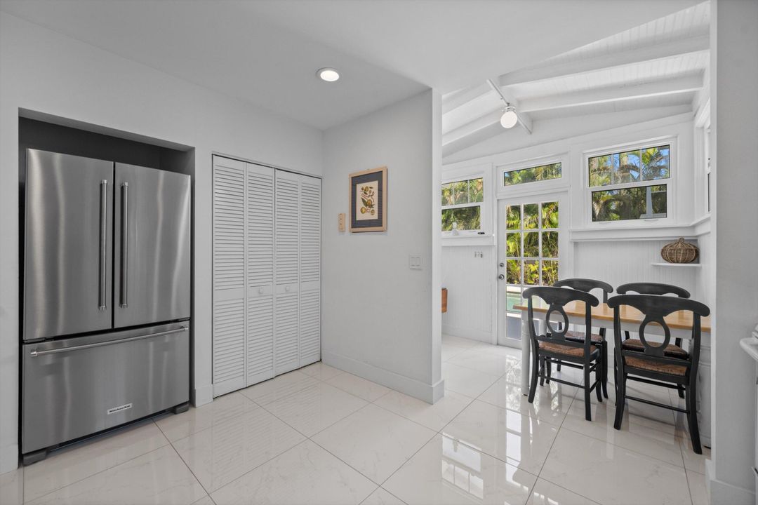 For Rent: $42,000 (4 beds, 3 baths, 3053 Square Feet)