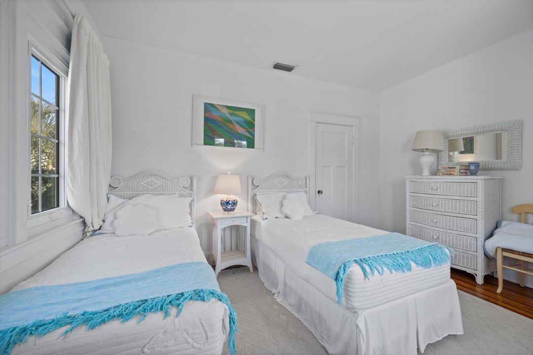 For Rent: $42,000 (4 beds, 3 baths, 3053 Square Feet)