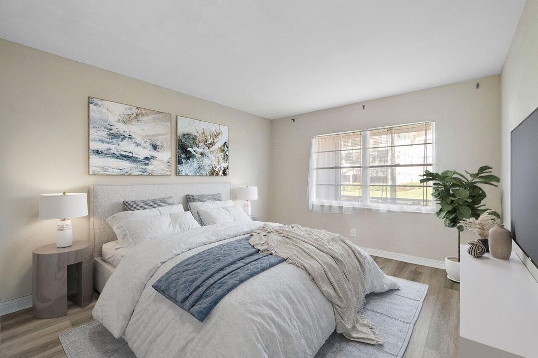 For Rent: $1,800 (2 beds, 1 baths, 819 Square Feet)