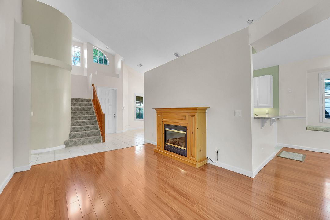 For Sale: $400,000 (3 beds, 2 baths, 2029 Square Feet)