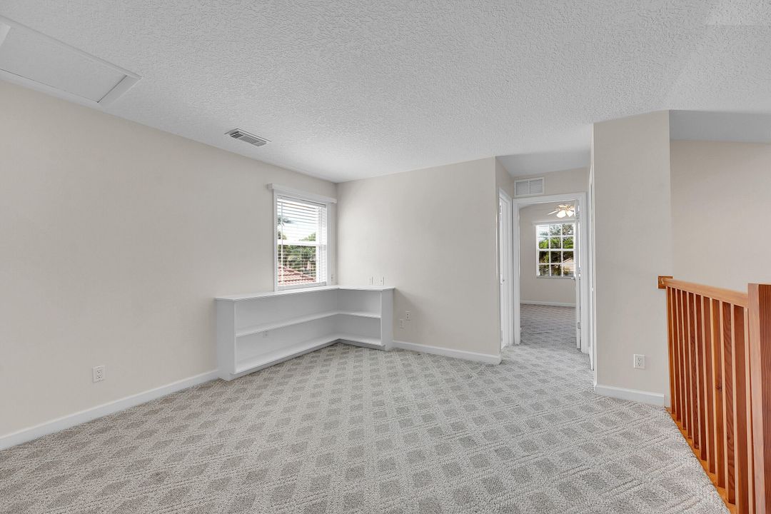 For Sale: $400,000 (3 beds, 2 baths, 2029 Square Feet)