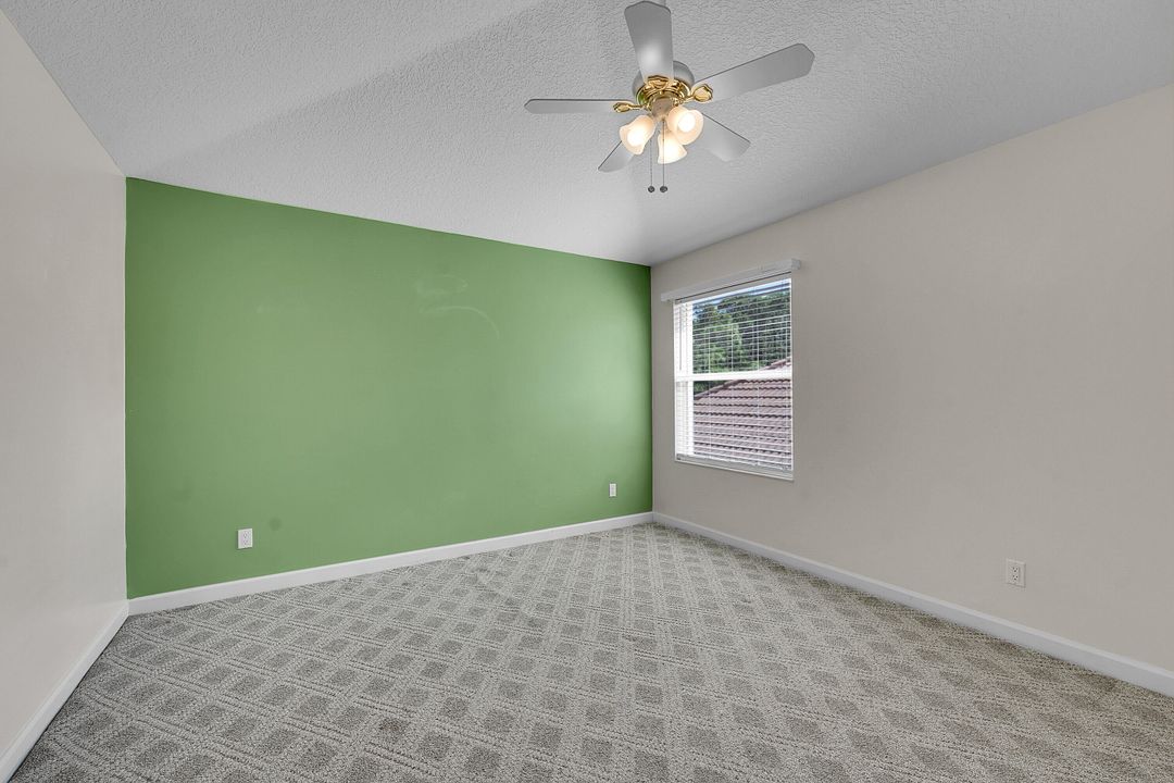 For Sale: $400,000 (3 beds, 2 baths, 2029 Square Feet)