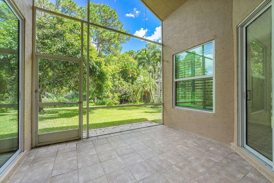 For Sale: $400,000 (3 beds, 2 baths, 2029 Square Feet)