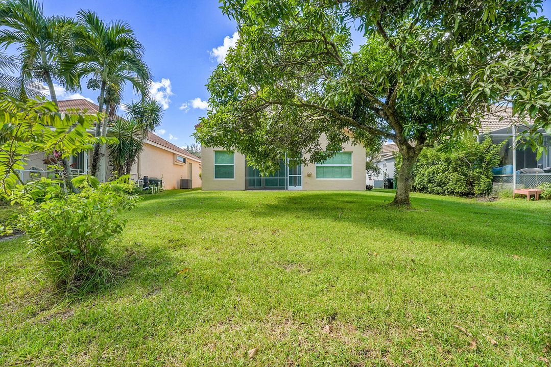 For Sale: $400,000 (3 beds, 2 baths, 2029 Square Feet)