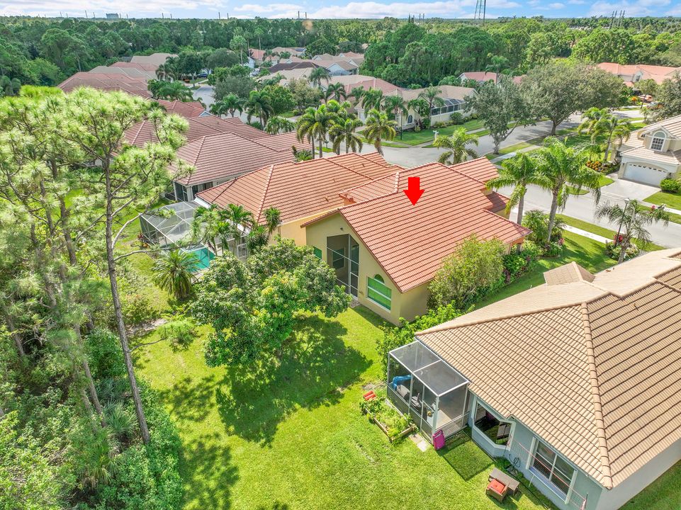 For Sale: $400,000 (3 beds, 2 baths, 2029 Square Feet)