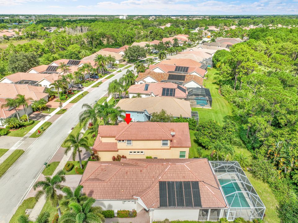 For Sale: $400,000 (3 beds, 2 baths, 2029 Square Feet)