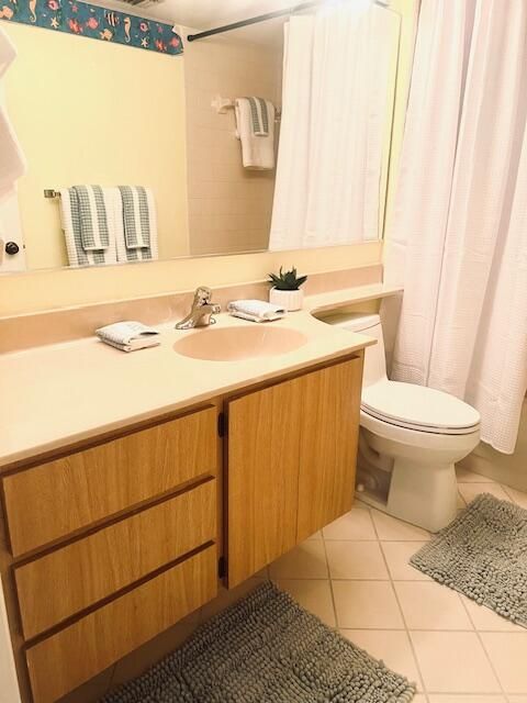 For Rent: $3,950 (2 beds, 2 baths, 1385 Square Feet)