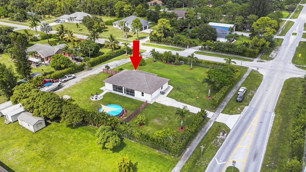 Active With Contract: $712,000 (3 beds, 2 baths, 2322 Square Feet)