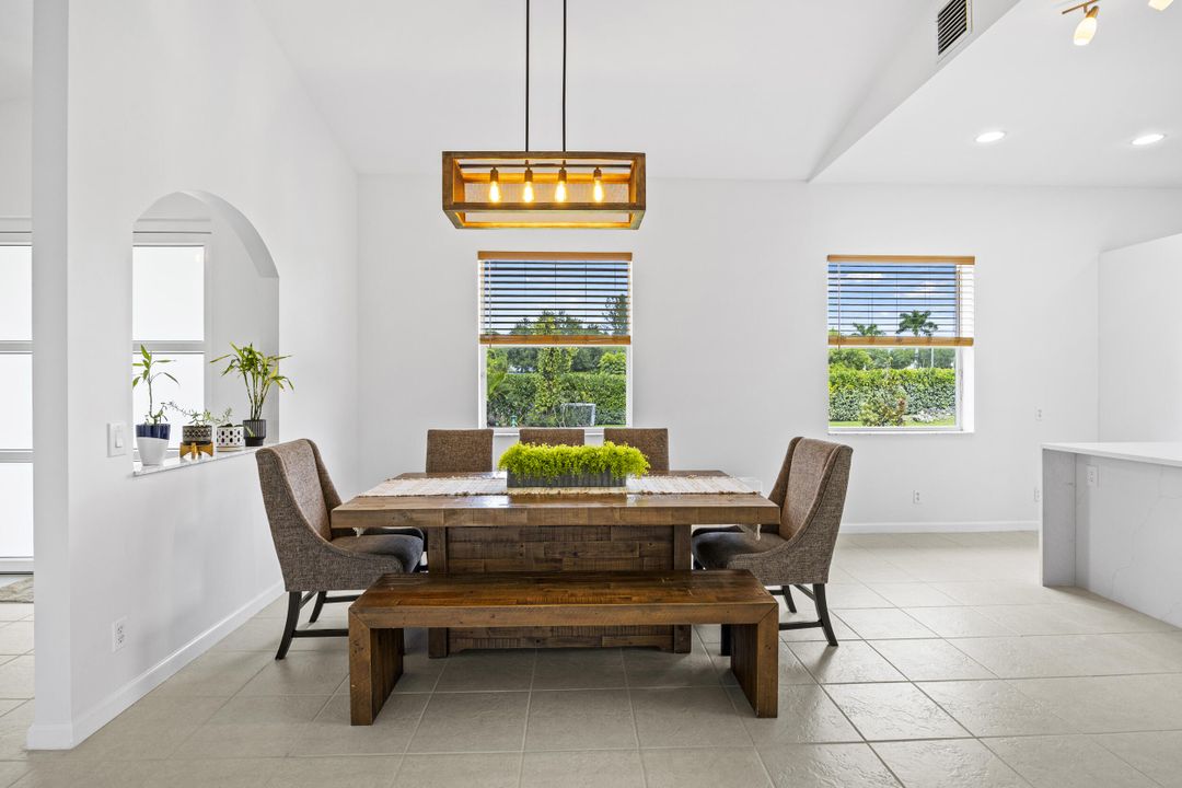 Active With Contract: $712,000 (3 beds, 2 baths, 2322 Square Feet)