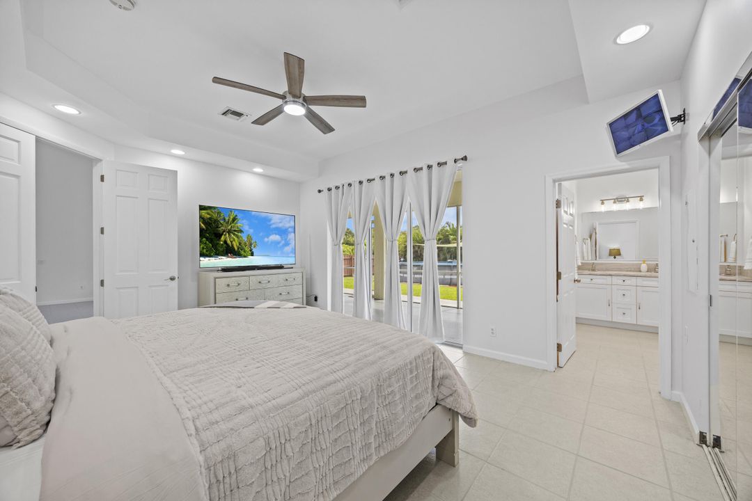 Active With Contract: $712,000 (3 beds, 2 baths, 2322 Square Feet)