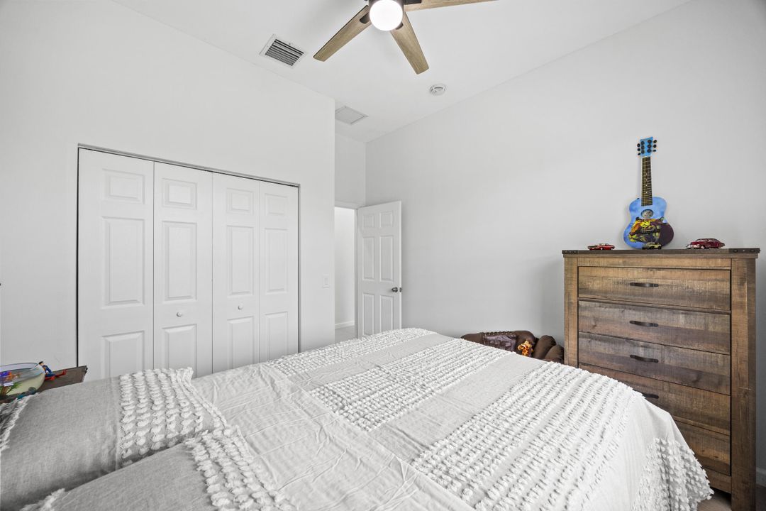 Active With Contract: $712,000 (3 beds, 2 baths, 2322 Square Feet)