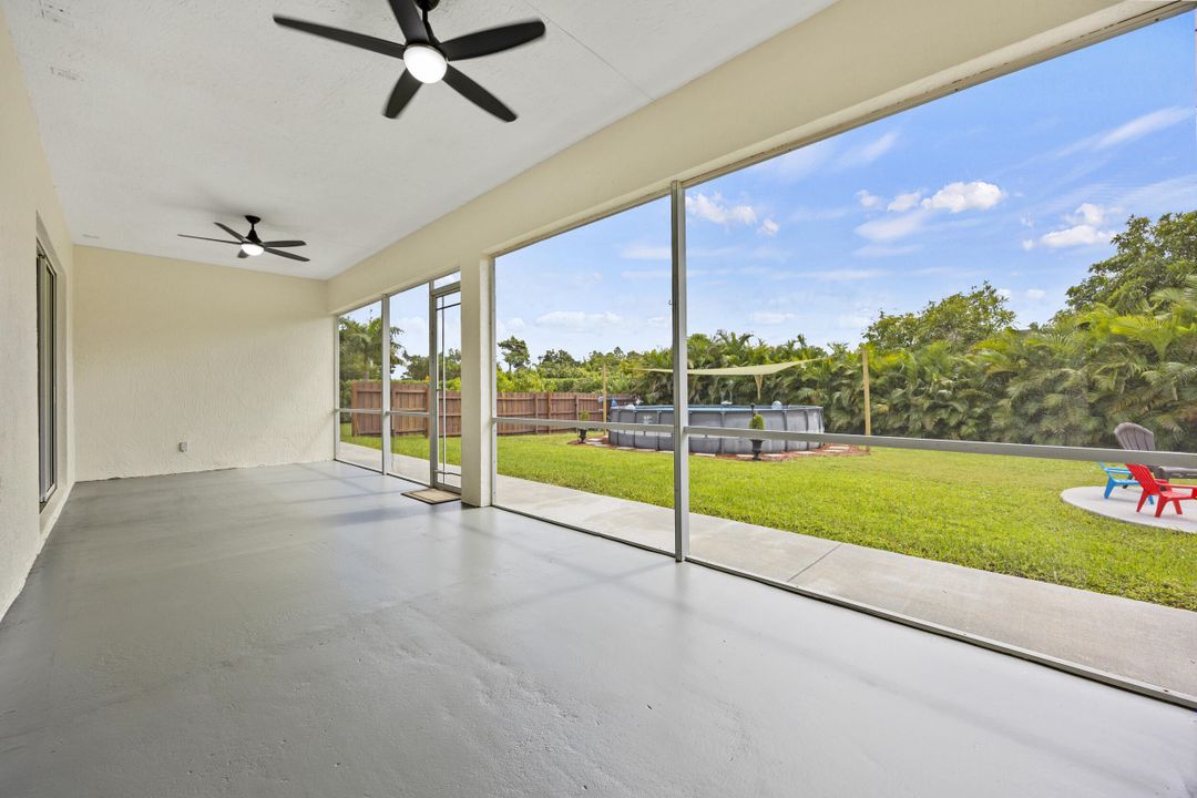 Active With Contract: $712,000 (3 beds, 2 baths, 2322 Square Feet)